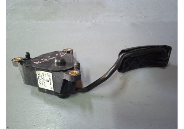 Потенціометр, педаль газу Renault Megane II, 8200153268*